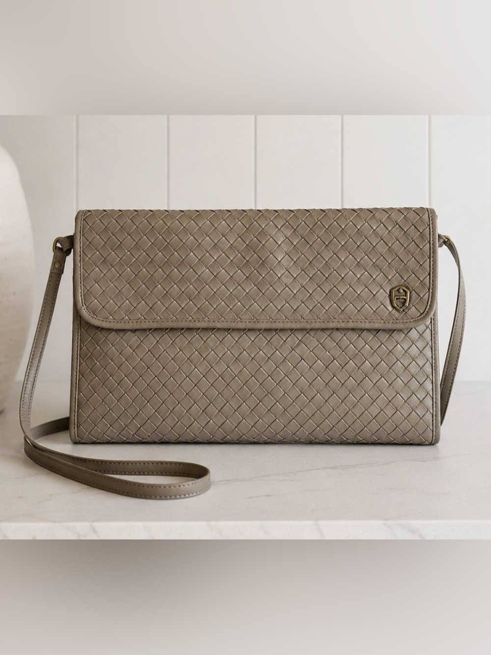 Vintage Etienne Aigner Woven Leather Shoulder bag / Clutch Taupe Envelope Purse - Picture 2 of 13